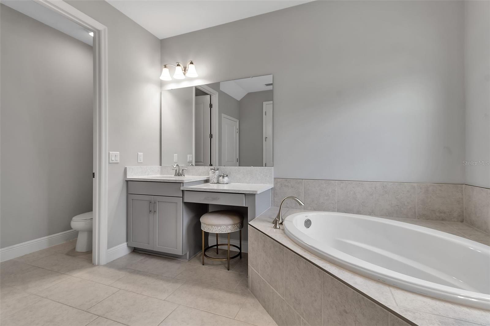 9133 WARM SPRINGS CIR, PARRISH, FL, 34219