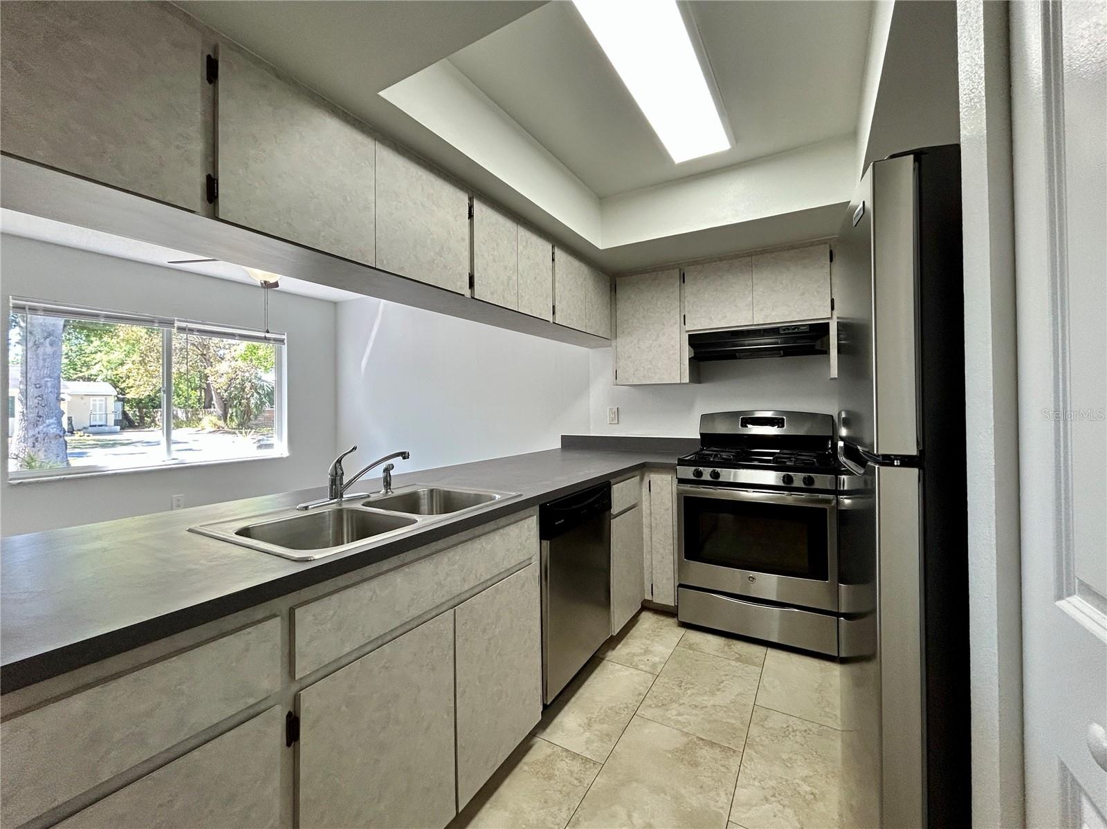 2727 63RD TER N, ST PETERSBURG, FL, 33702