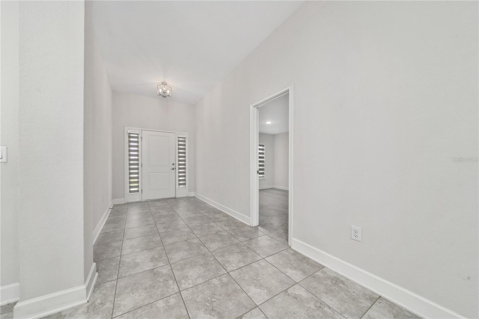 1053 CITRUS LANDING BLVD, DAVENPORT, FL, 33837
