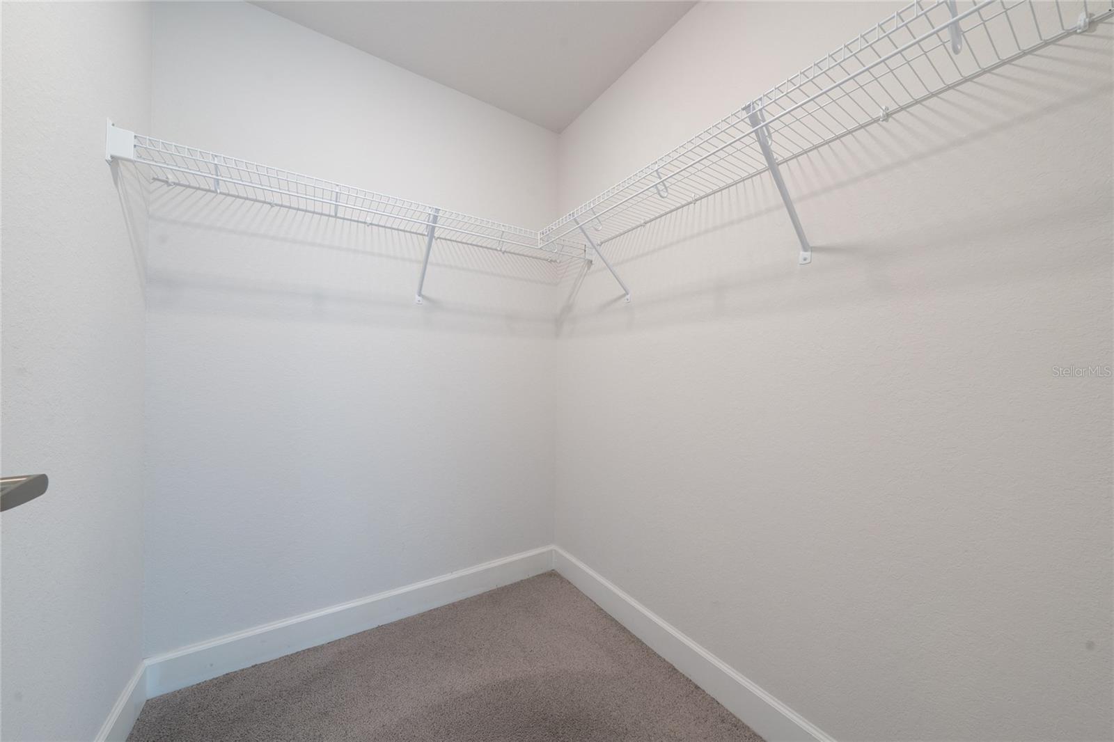 1053 CITRUS LANDING BLVD, DAVENPORT, FL, 33837