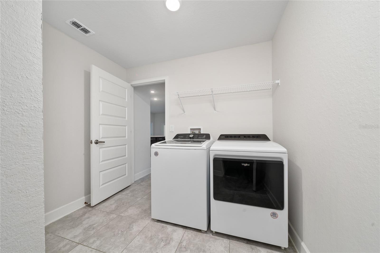 1053 CITRUS LANDING BLVD, DAVENPORT, FL, 33837