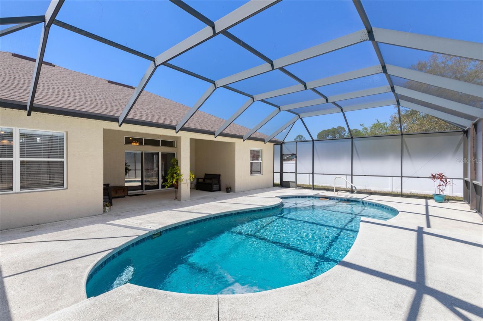 50 E DIAMOND DR, PALM COAST, FL, 32164