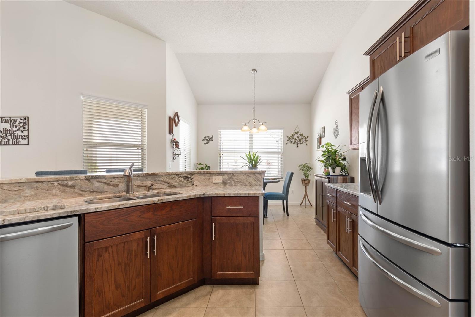 50 E DIAMOND DR, PALM COAST, FL, 32164