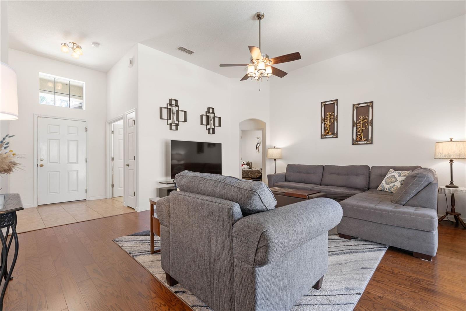 50 E DIAMOND DR, PALM COAST, FL, 32164