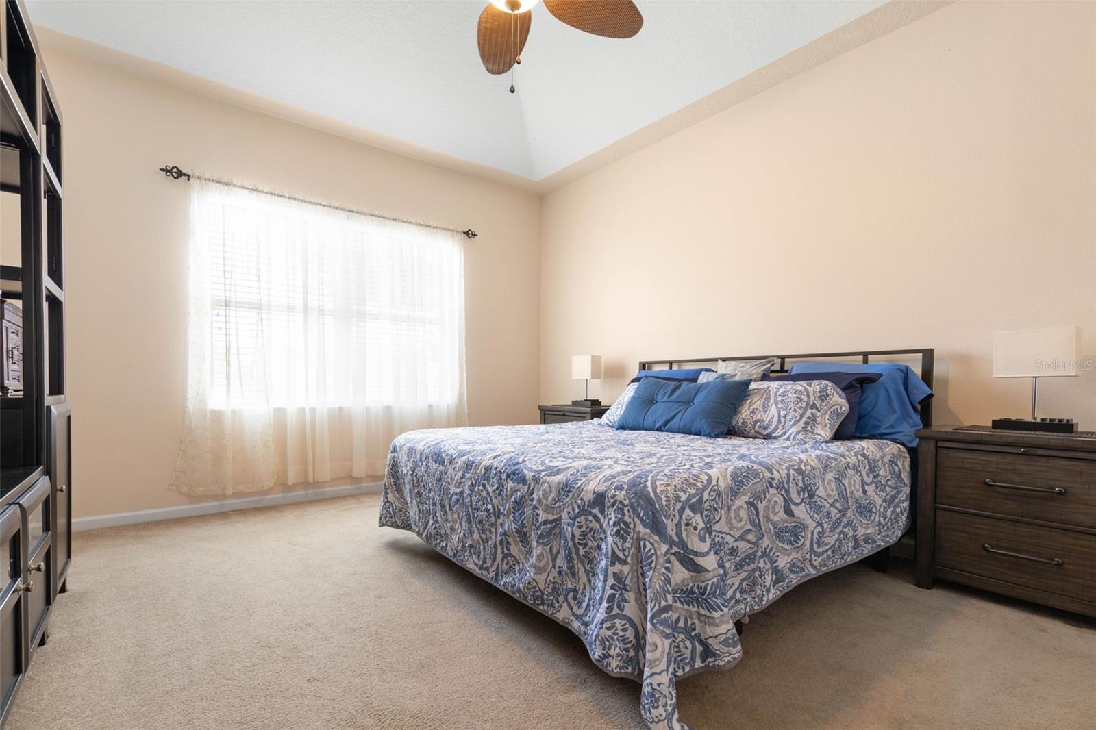 50 E DIAMOND DR, PALM COAST, FL, 32164