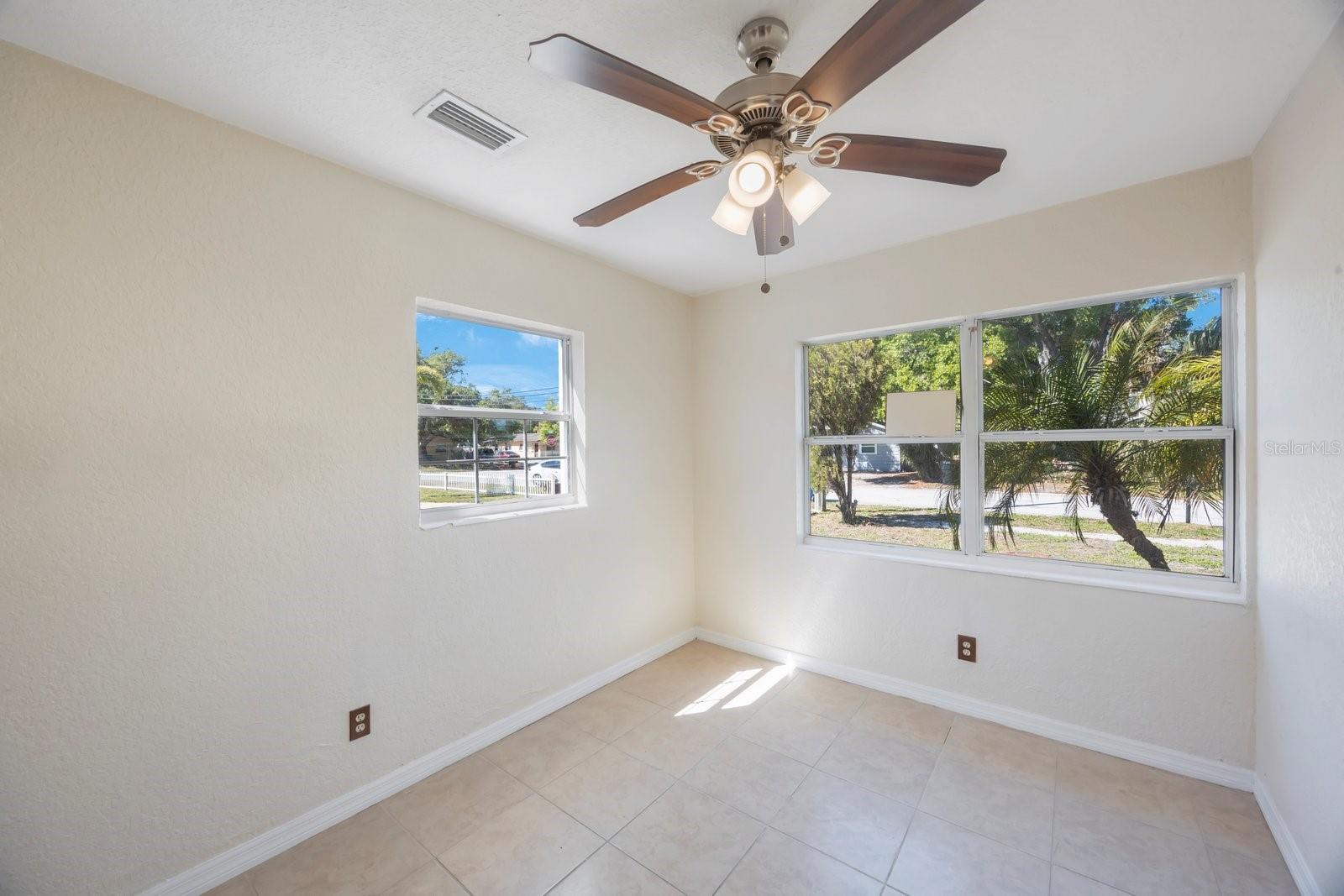 6711 3RD ST N, ST PETERSBURG, FL, 33702