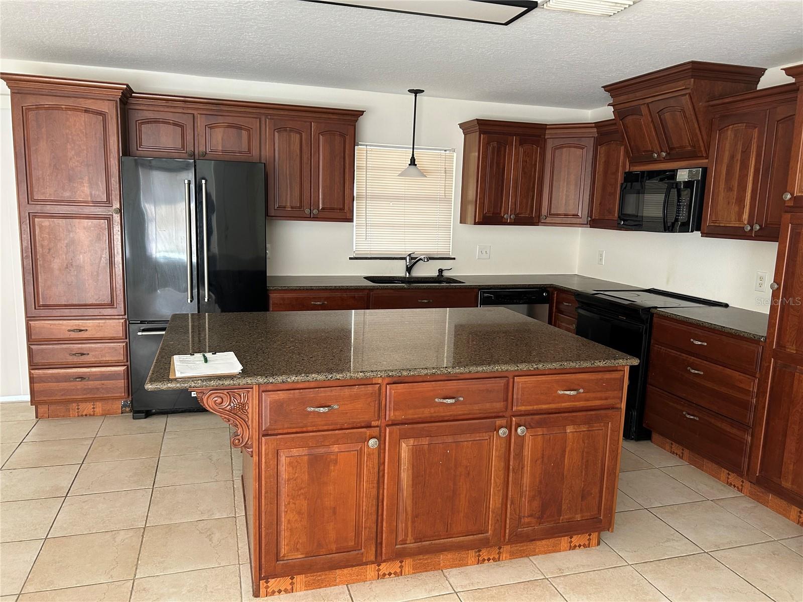 1328 HIGHLAND CIR, KISSIMMEE, FL, 34744