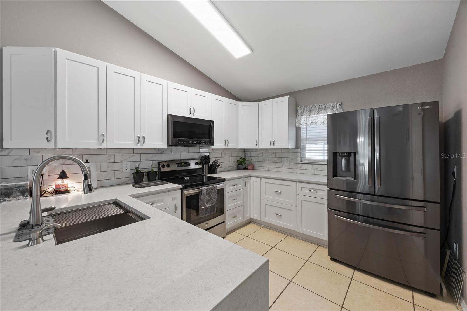 536 SOUTHERN CHARM DR, ORLANDO, FL, 32807