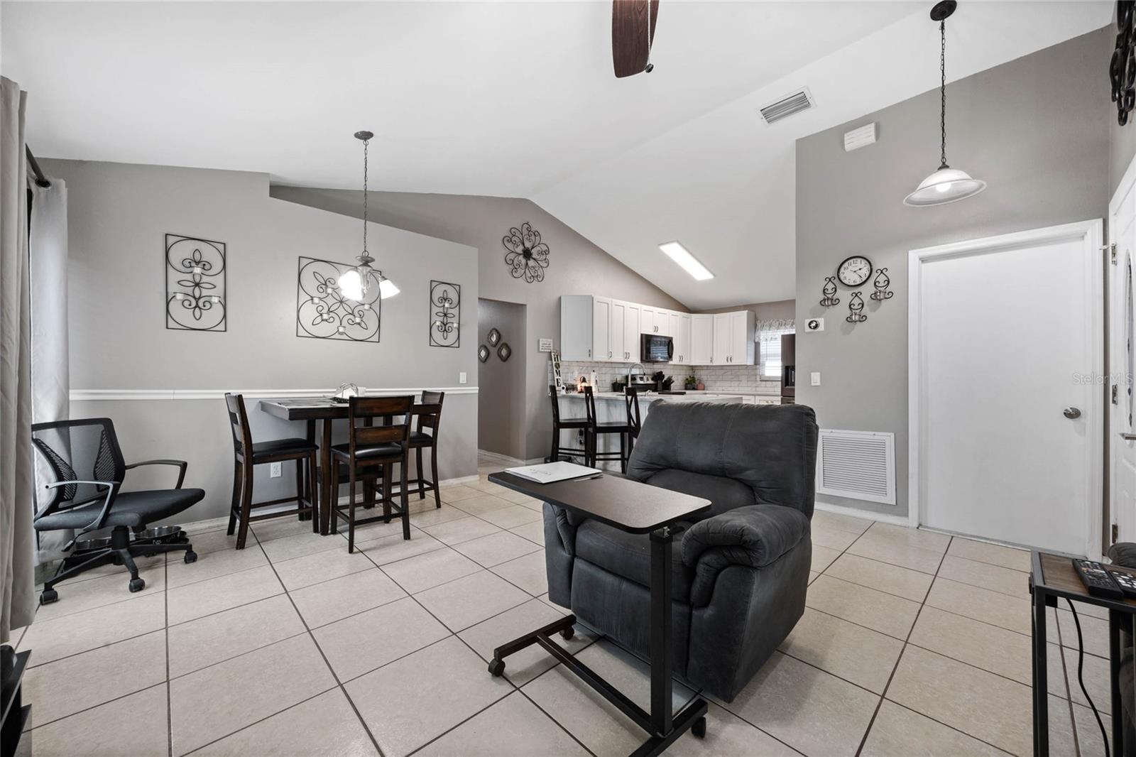 536 SOUTHERN CHARM DR, ORLANDO, FL, 32807
