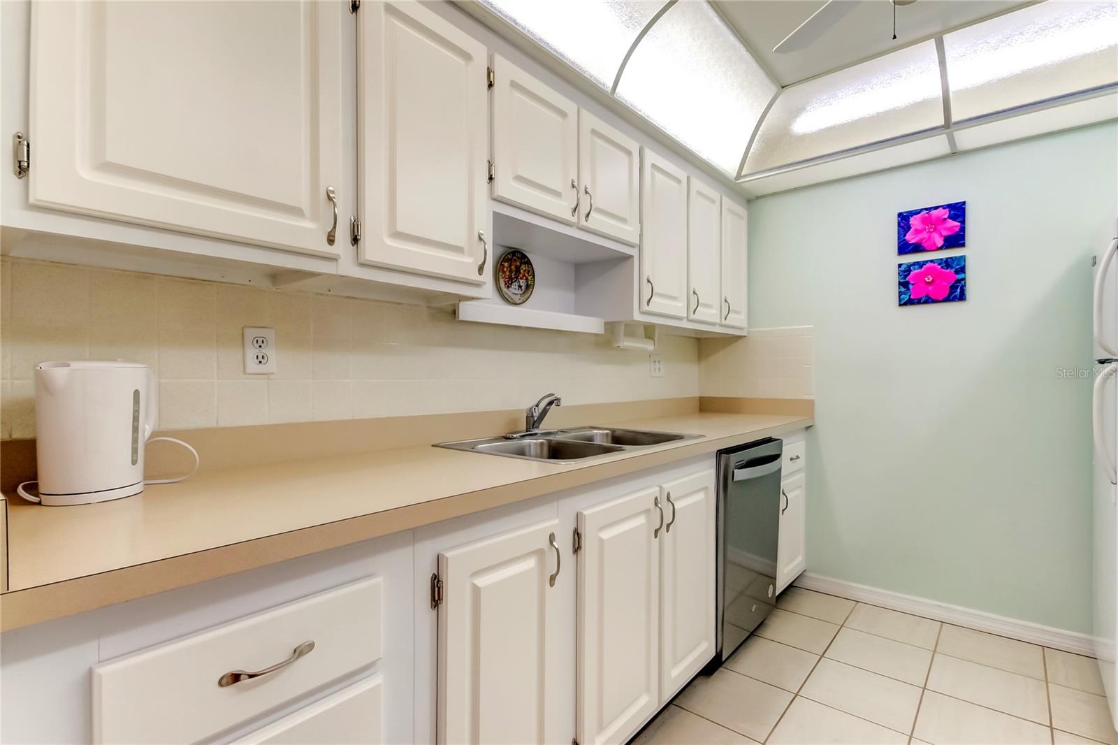 1727 BELLEAIR FOREST DR #A, BELLEAIR, FL, 33756