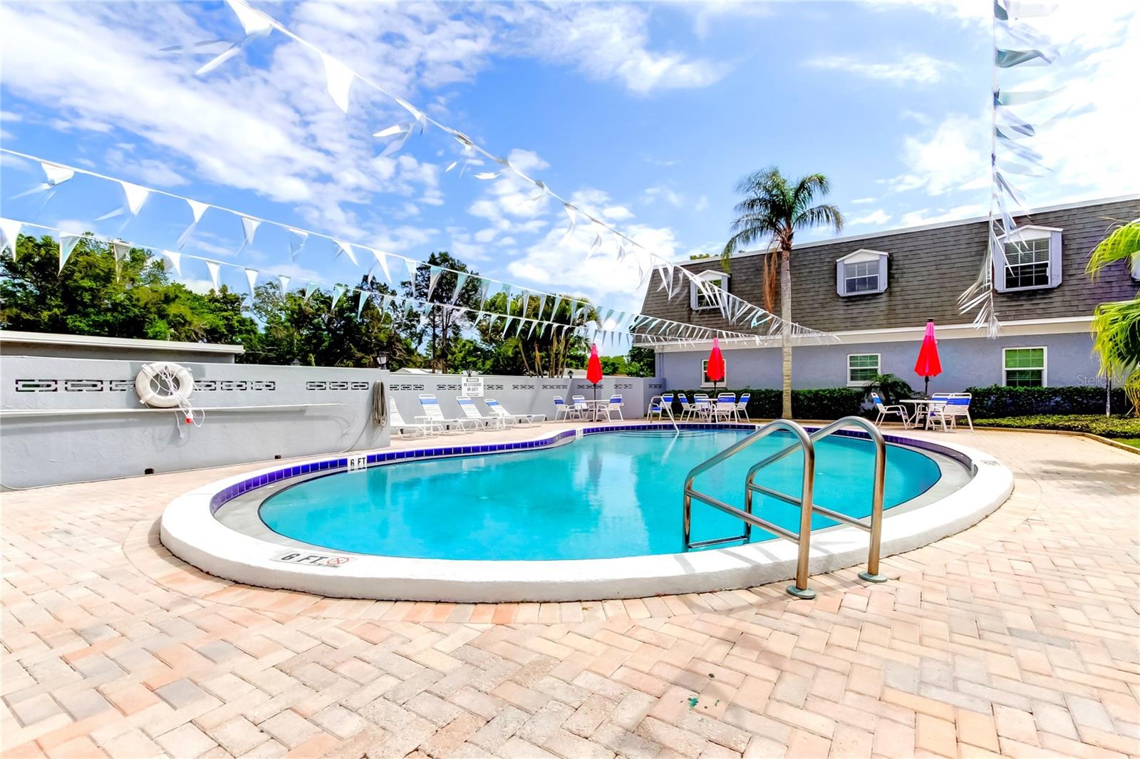 1727 BELLEAIR FOREST DR #A, BELLEAIR, FL, 33756