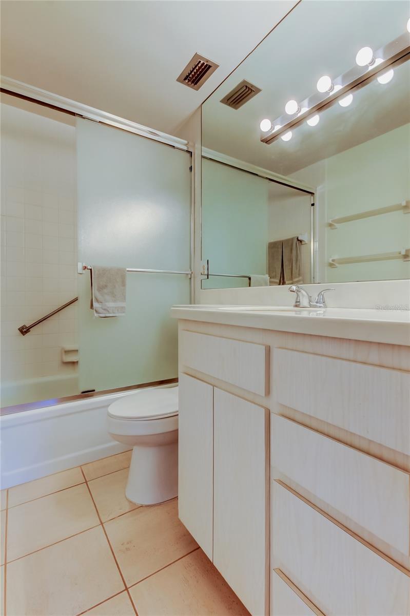 1727 BELLEAIR FOREST DR #A, BELLEAIR, FL, 33756