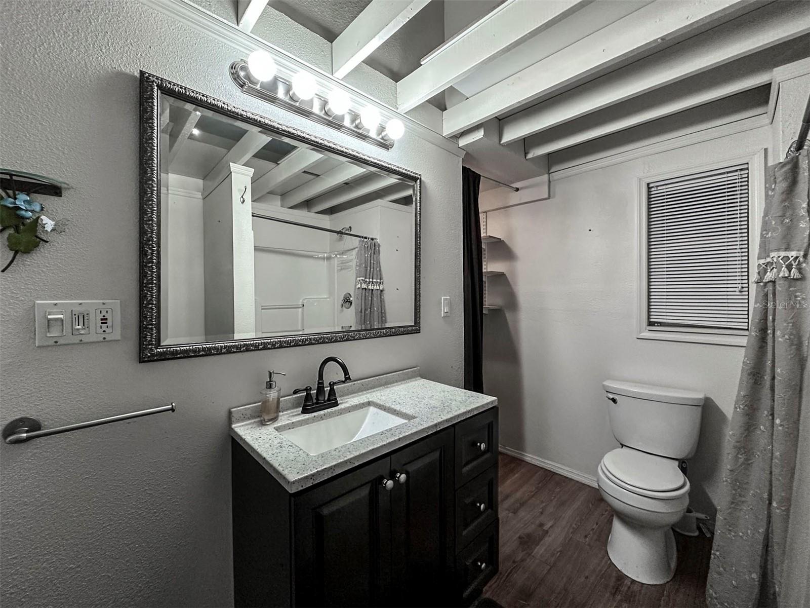 6166 9TH AVE N, ST PETERSBURG, FL, 33710