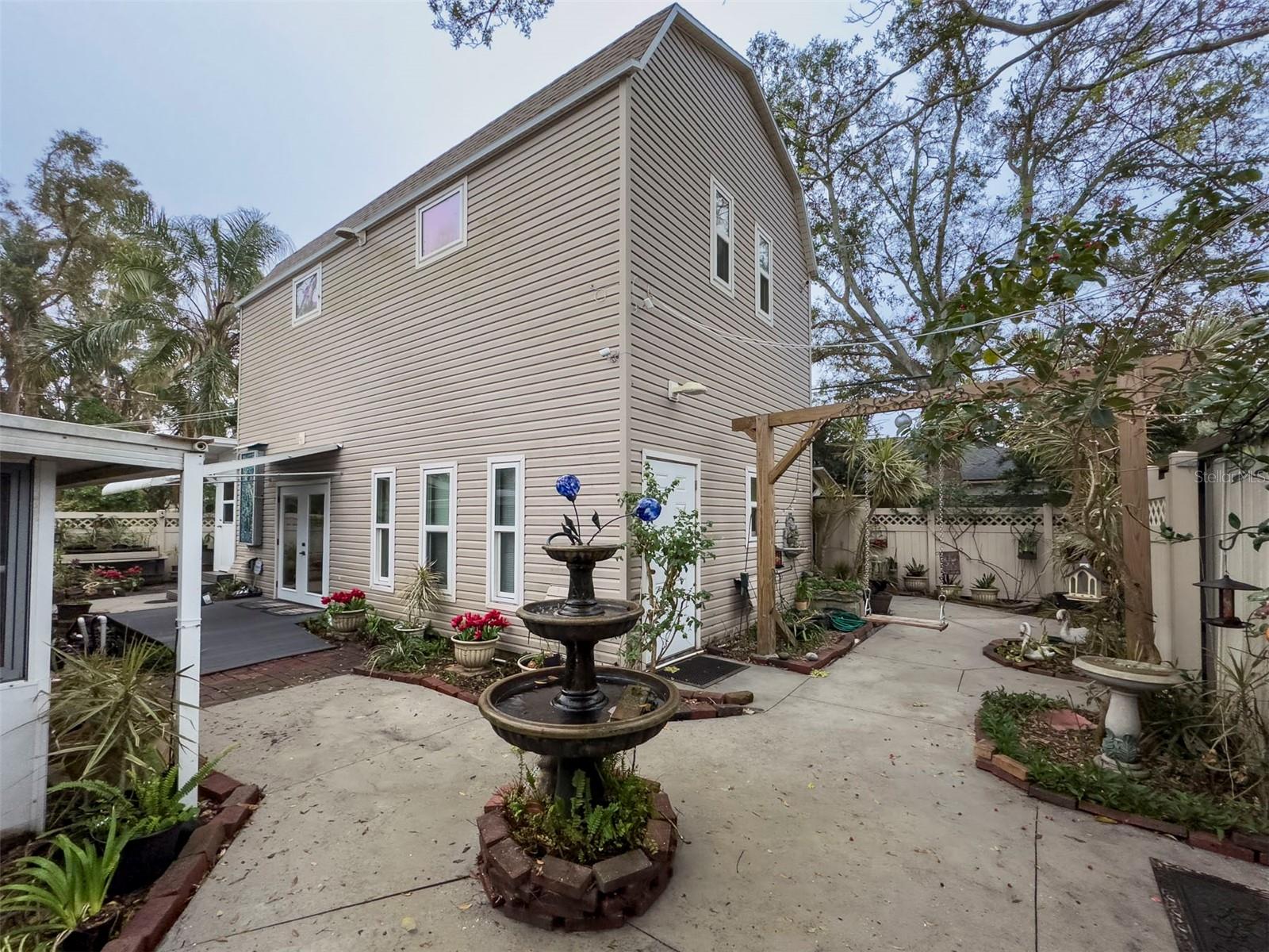6166 9TH AVE N, ST PETERSBURG, FL, 33710