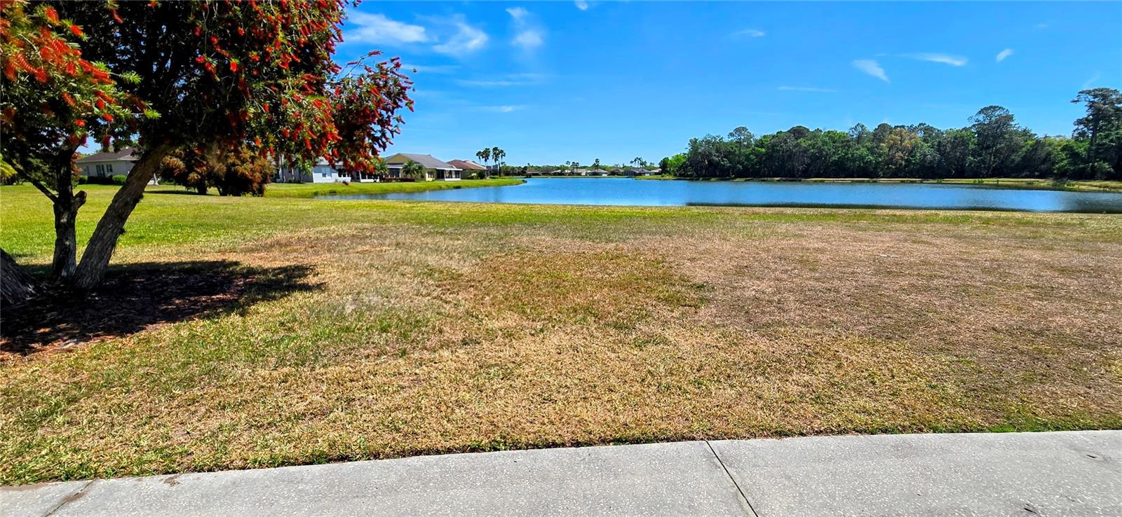 300 FALLING WATER DR, POINCIANA, FL, 34759