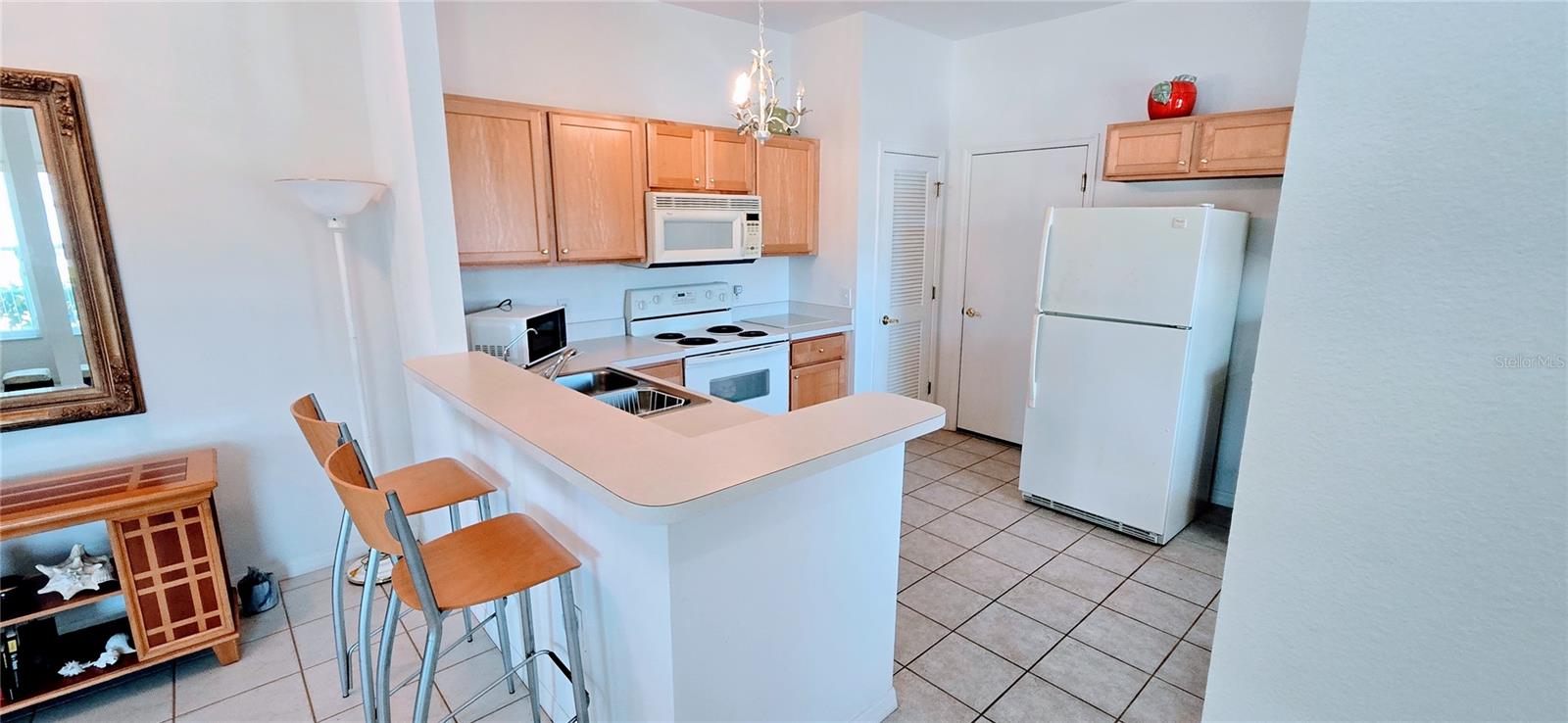 300 FALLING WATER DR, POINCIANA, FL, 34759