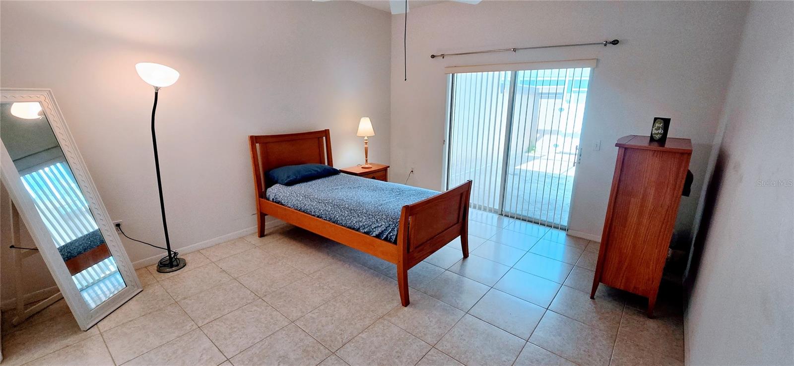 300 FALLING WATER DR, POINCIANA, FL, 34759