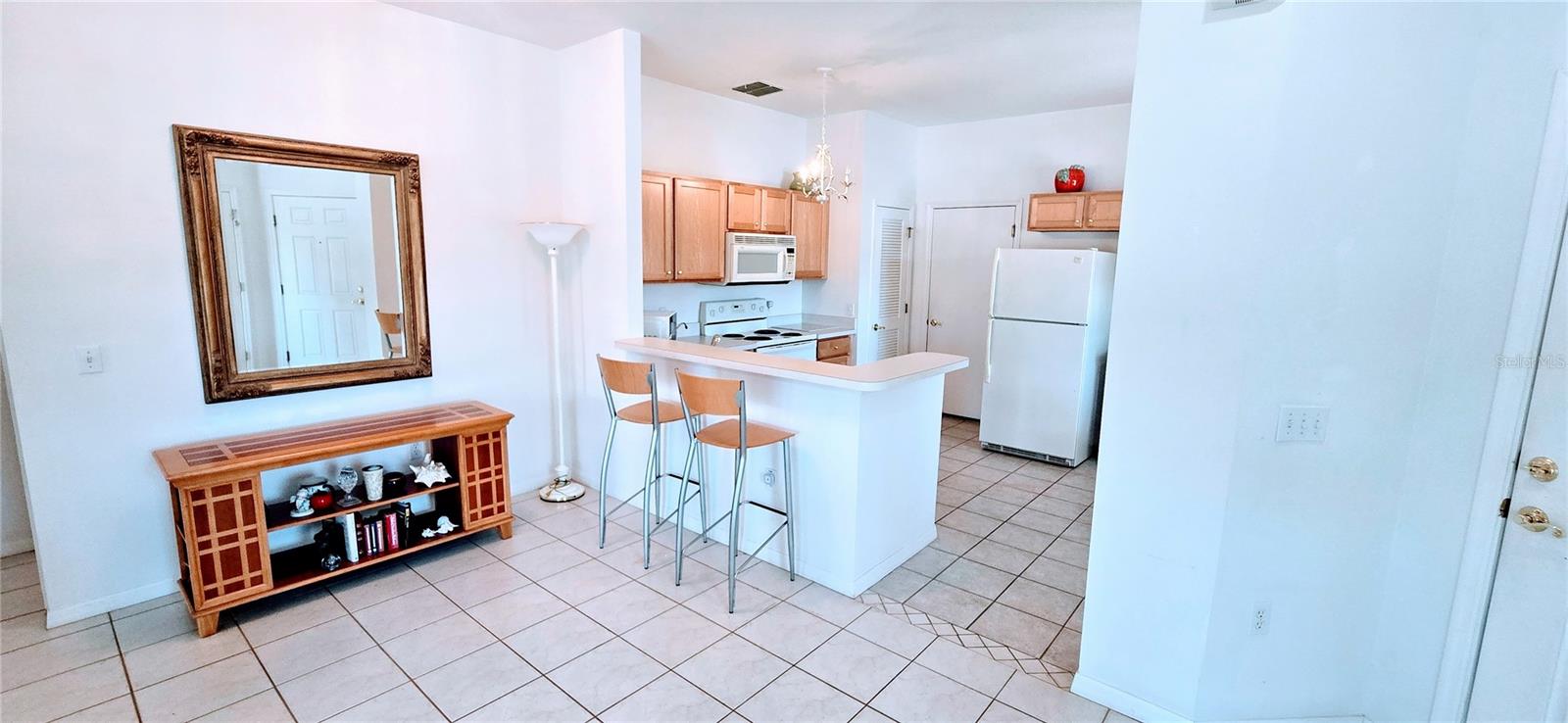 300 FALLING WATER DR, POINCIANA, FL, 34759