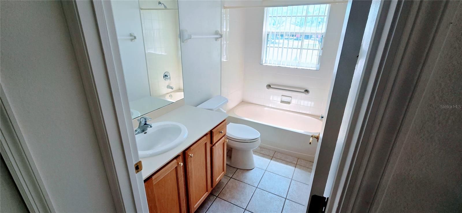 300 FALLING WATER DR, POINCIANA, FL, 34759