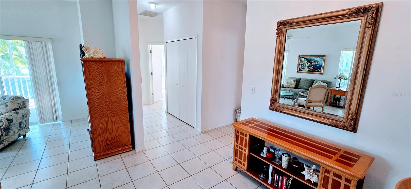 300 FALLING WATER DR, POINCIANA, FL, 34759