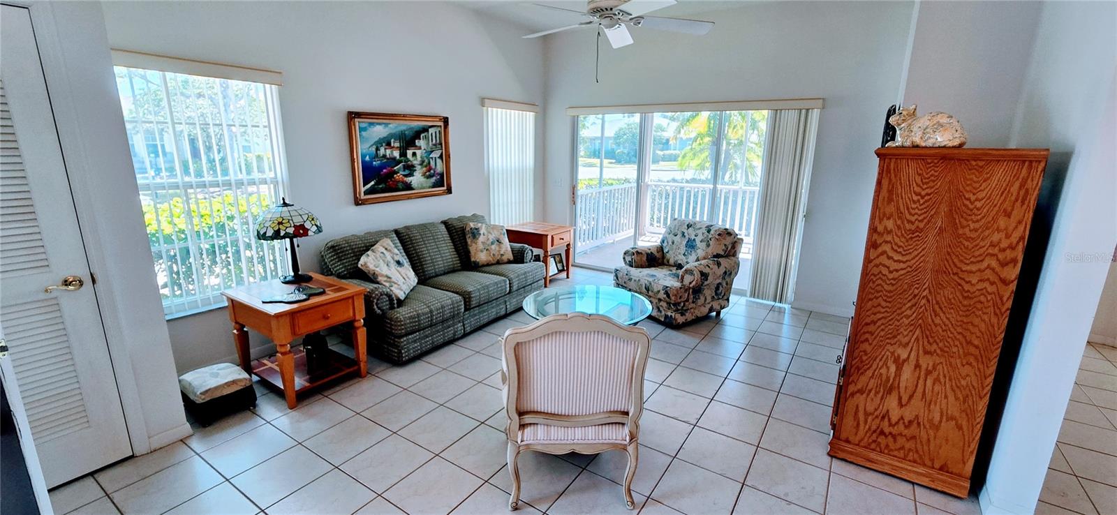 300 FALLING WATER DR, POINCIANA, FL, 34759