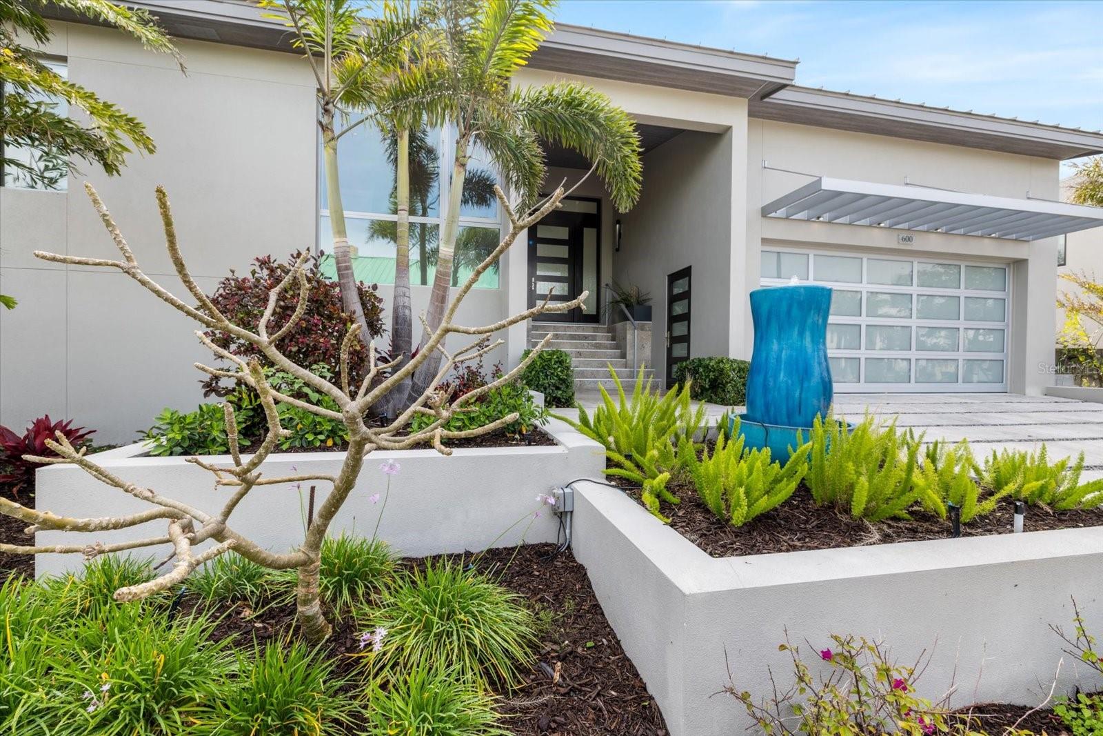 600 DE NARVAEZ DR, LONGBOAT KEY, FL, 34228