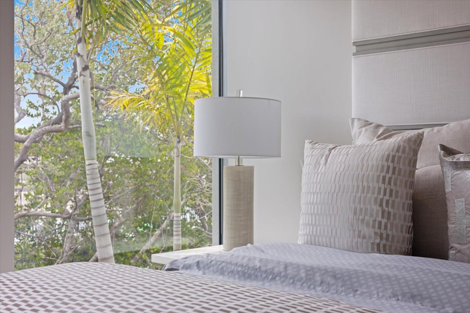 600 DE NARVAEZ DR, LONGBOAT KEY, FL, 34228