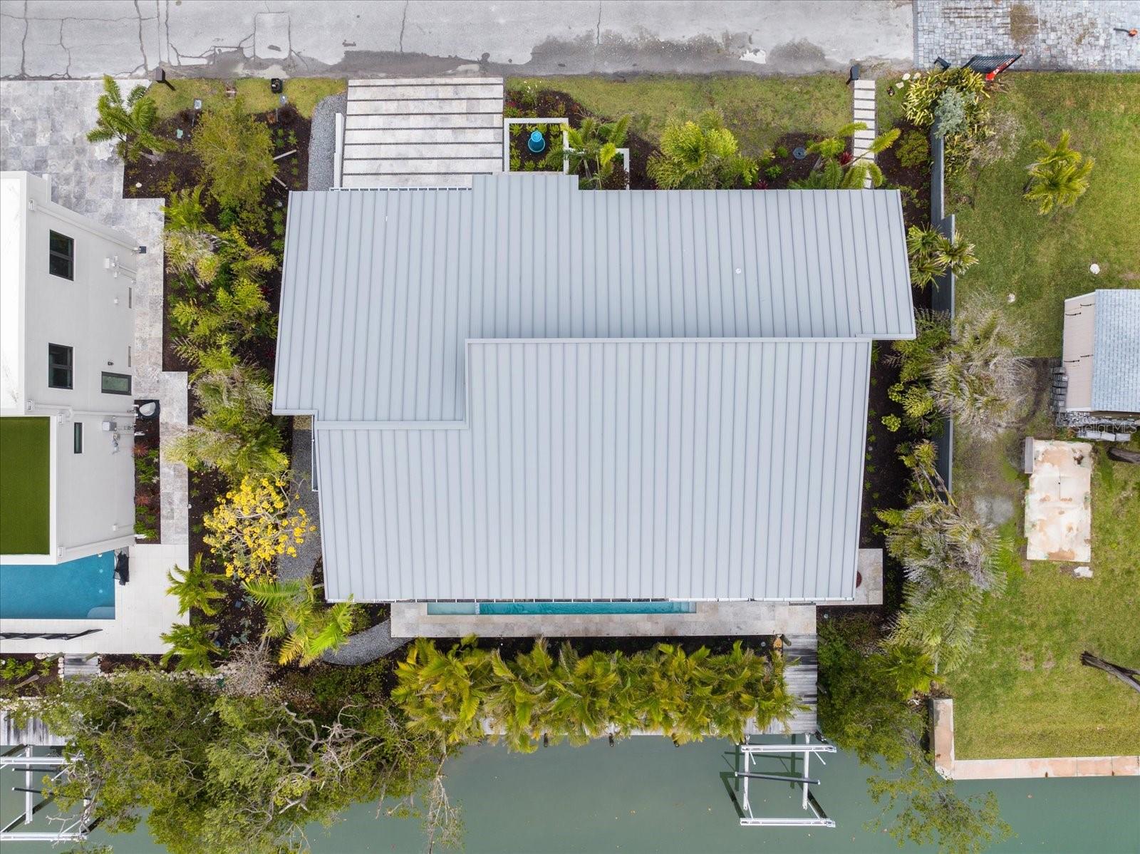 600 DE NARVAEZ DR, LONGBOAT KEY, FL, 34228