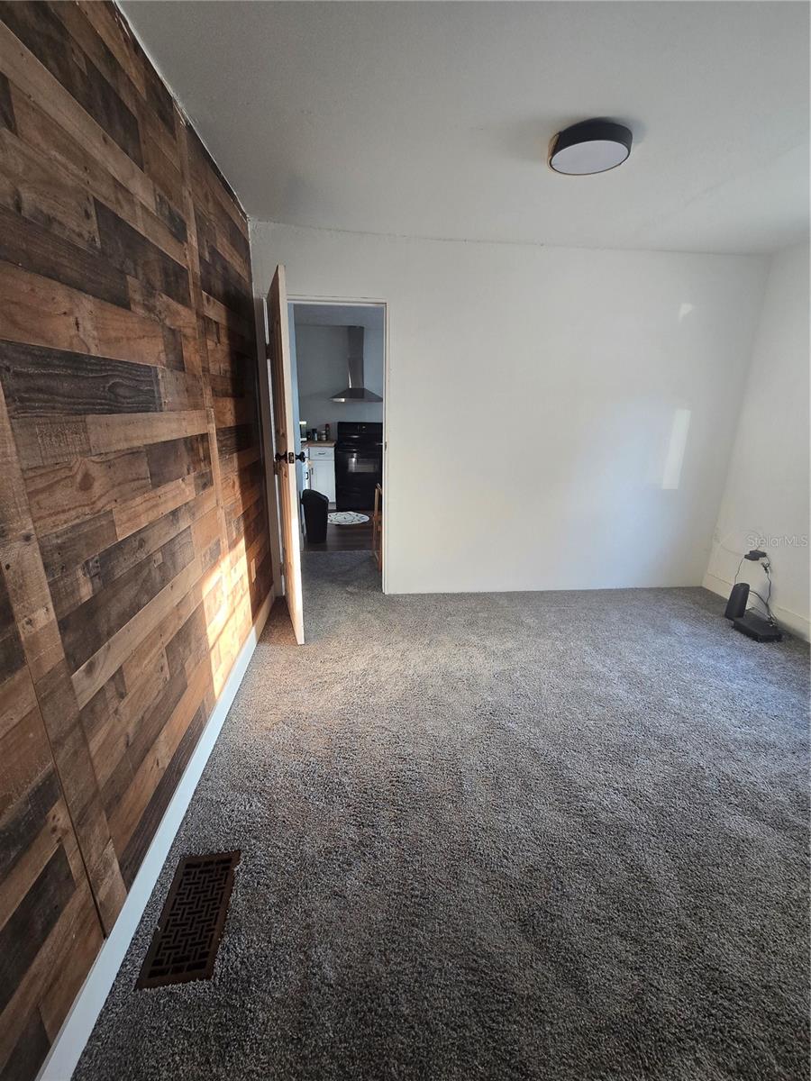 UCETA HEIGHTS, TAMPA, FL, 33619