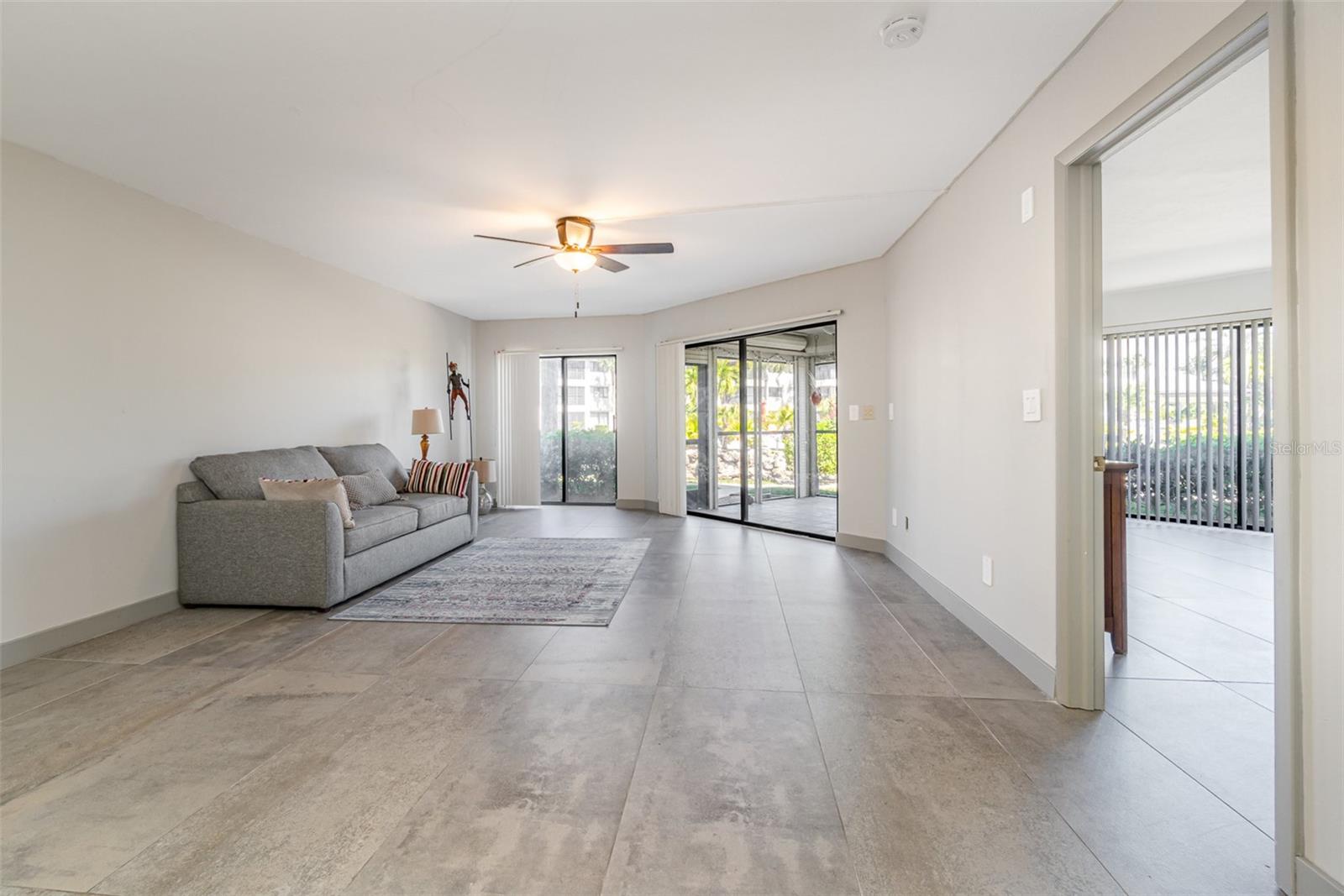 6979 WINKLER RD #315, FORT MYERS, FL, 33919