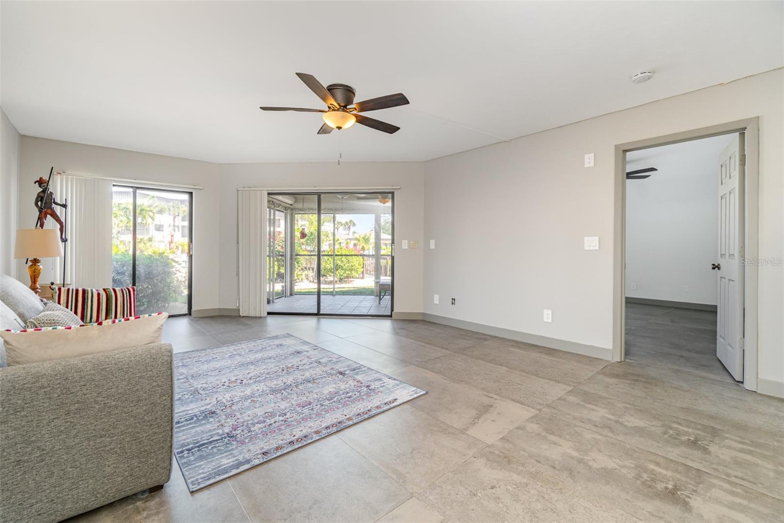 6979 WINKLER RD #315, FORT MYERS, FL, 33919