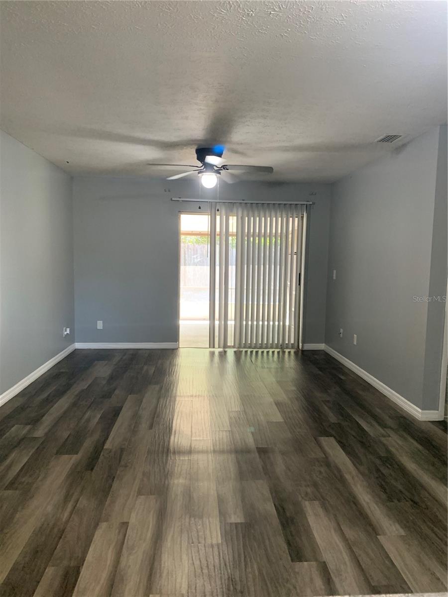 9501 LAKE PARK DR #9501, THONOTOSASSA, FL, 33592