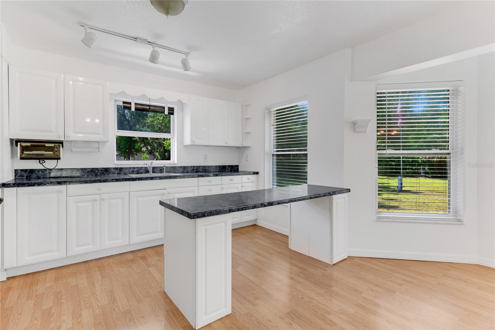 2111 OLD MISSION RD, NEW SMYRNA BEACH, FL, 32168