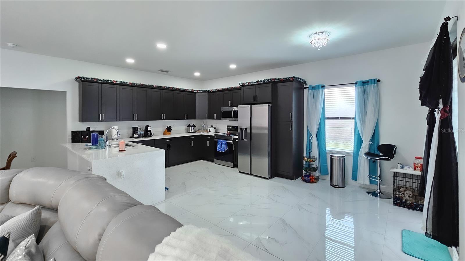 1162 HELEN AVE S, LEHIGH ACRES, FL, 33974