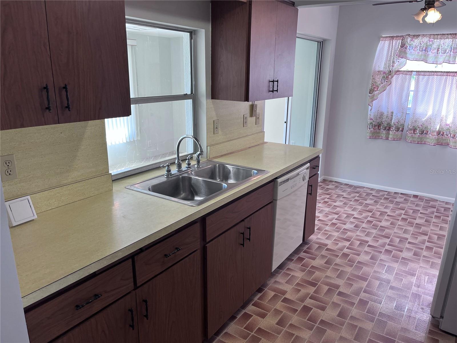 4204 CHINABERRY RD, BRADENTON, FL, 34208