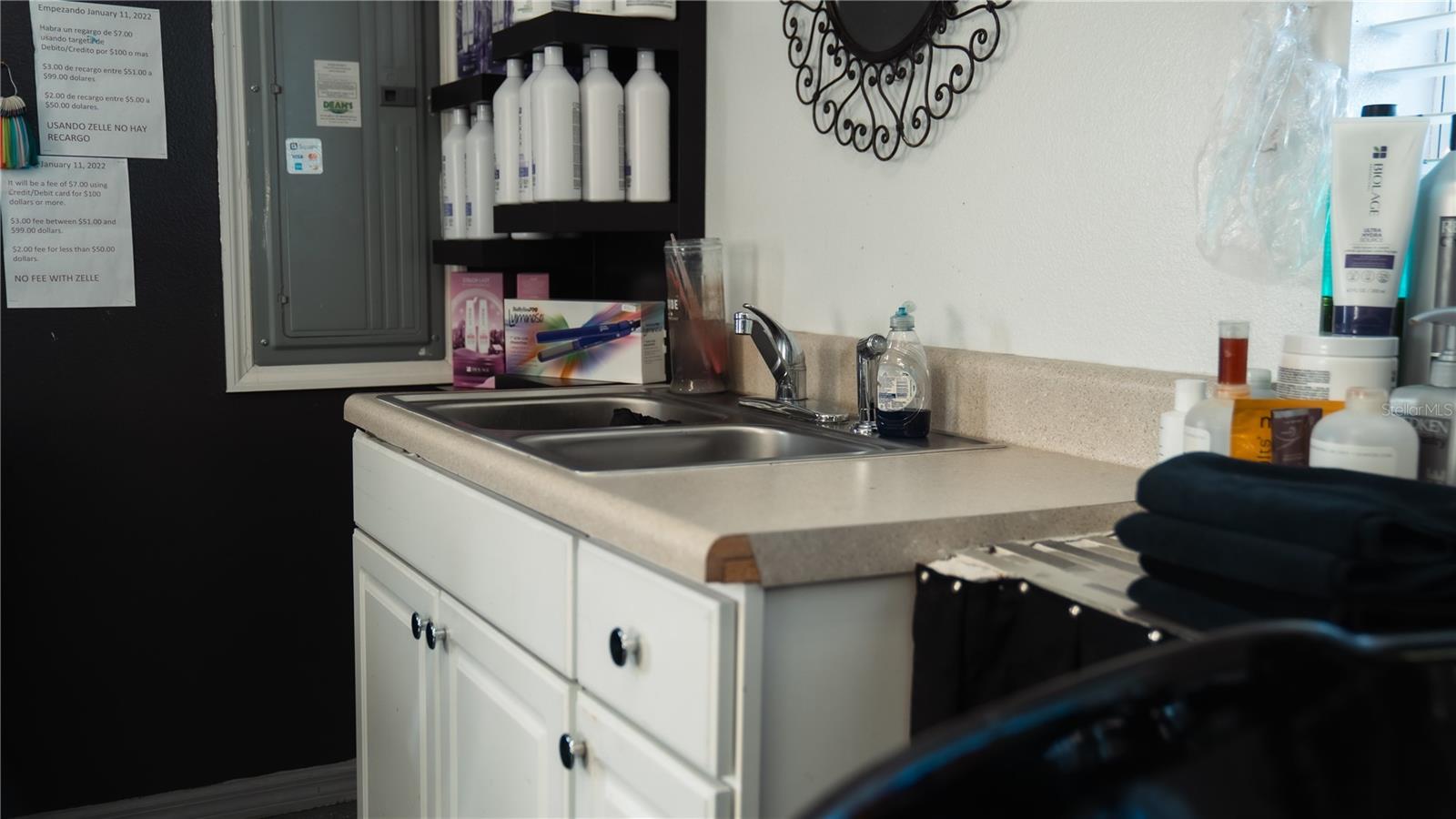 27 E SAINT LOUIS AVE, EUSTIS, FL, 32726