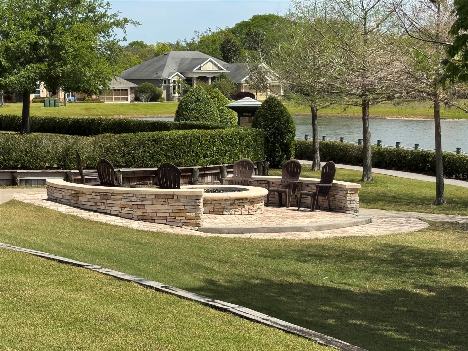 8165 BRIDGEPORT BAY CIR, MOUNT DORA, FL, 32757