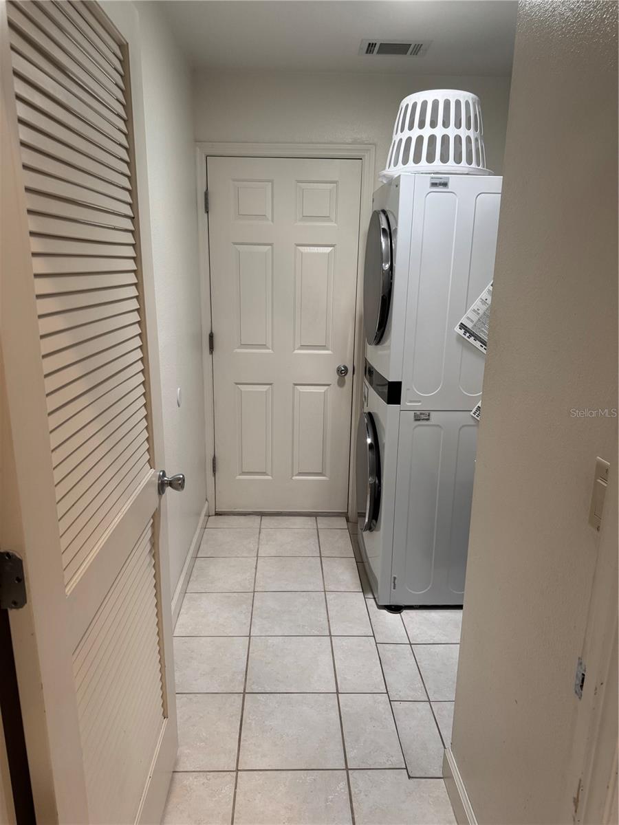 8165 BRIDGEPORT BAY CIR, MOUNT DORA, FL, 32757
