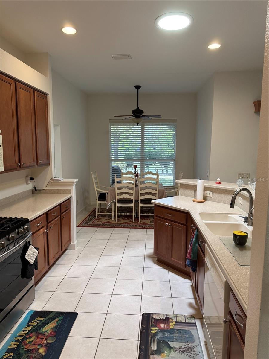 8165 BRIDGEPORT BAY CIR, MOUNT DORA, FL, 32757