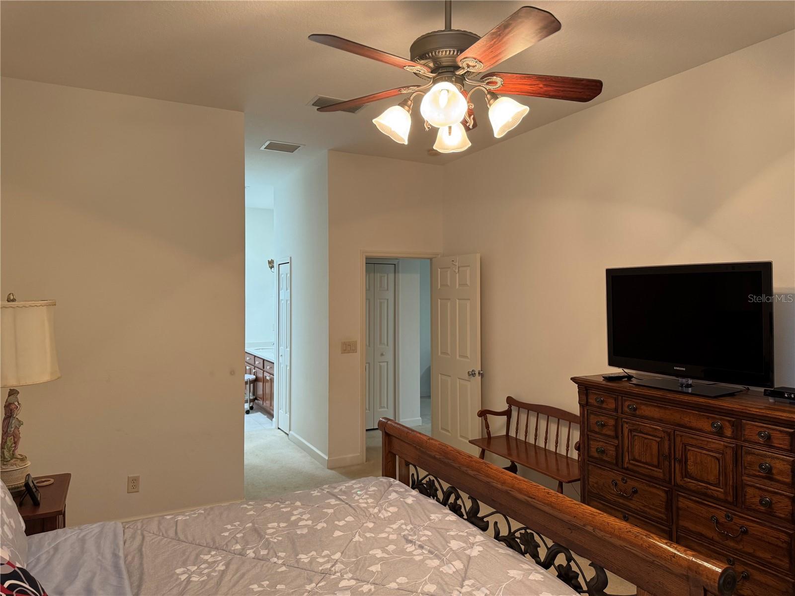 8165 BRIDGEPORT BAY CIR, MOUNT DORA, FL, 32757