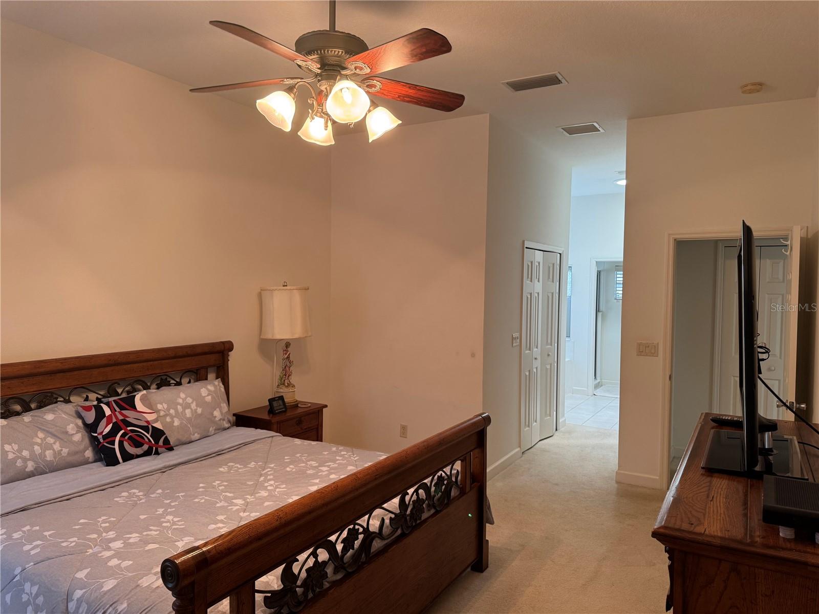 8165 BRIDGEPORT BAY CIR, MOUNT DORA, FL, 32757