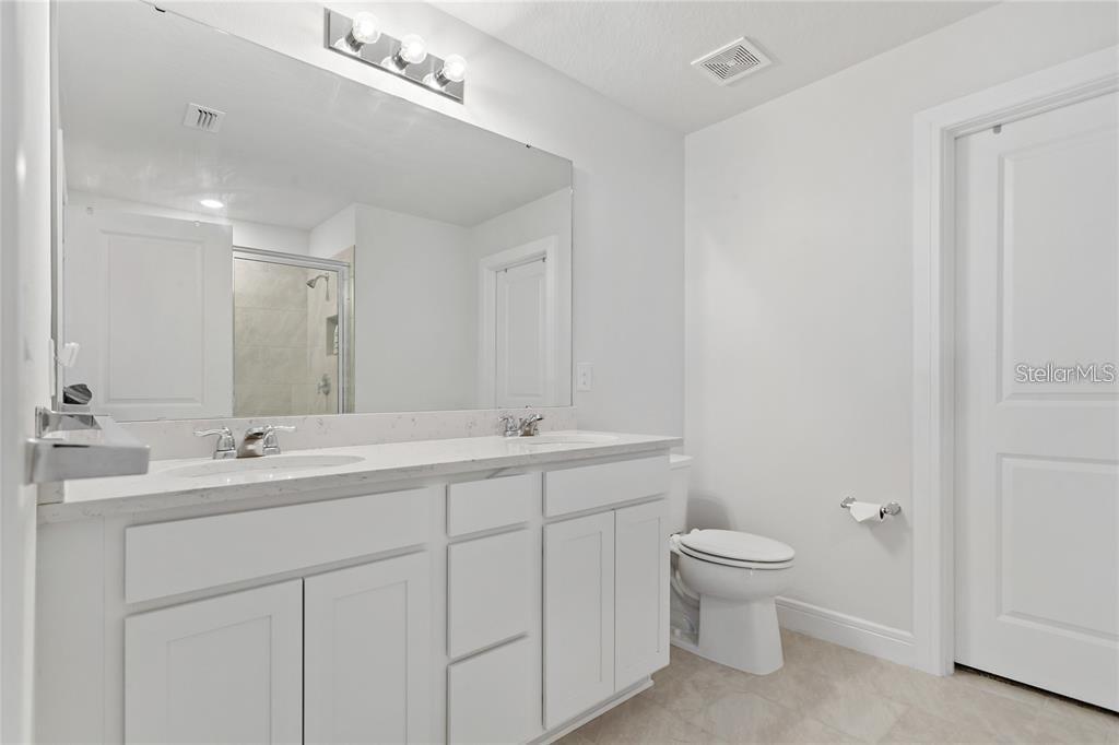 30555 THUNDERBIRD DR, WESLEY CHAPEL, FL, 33545