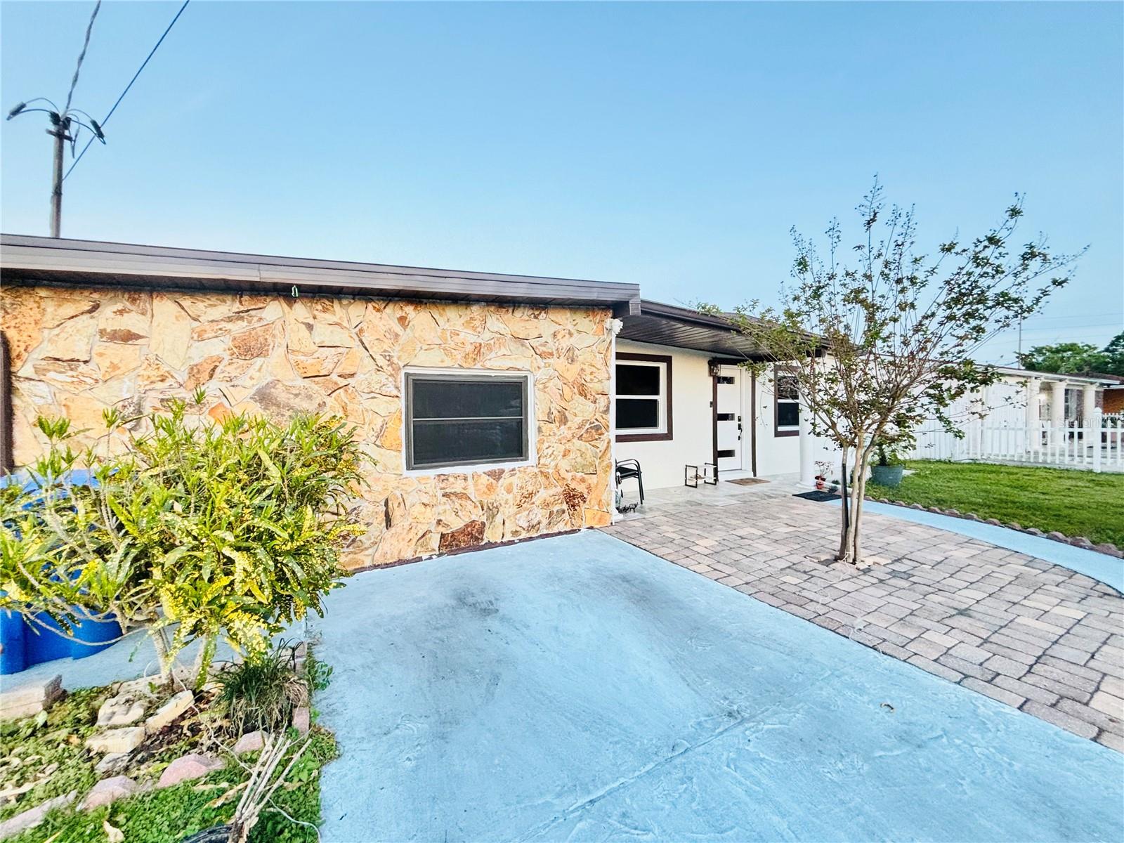 7517 BLOSSOM AVE, TAMPA, FL, 33614