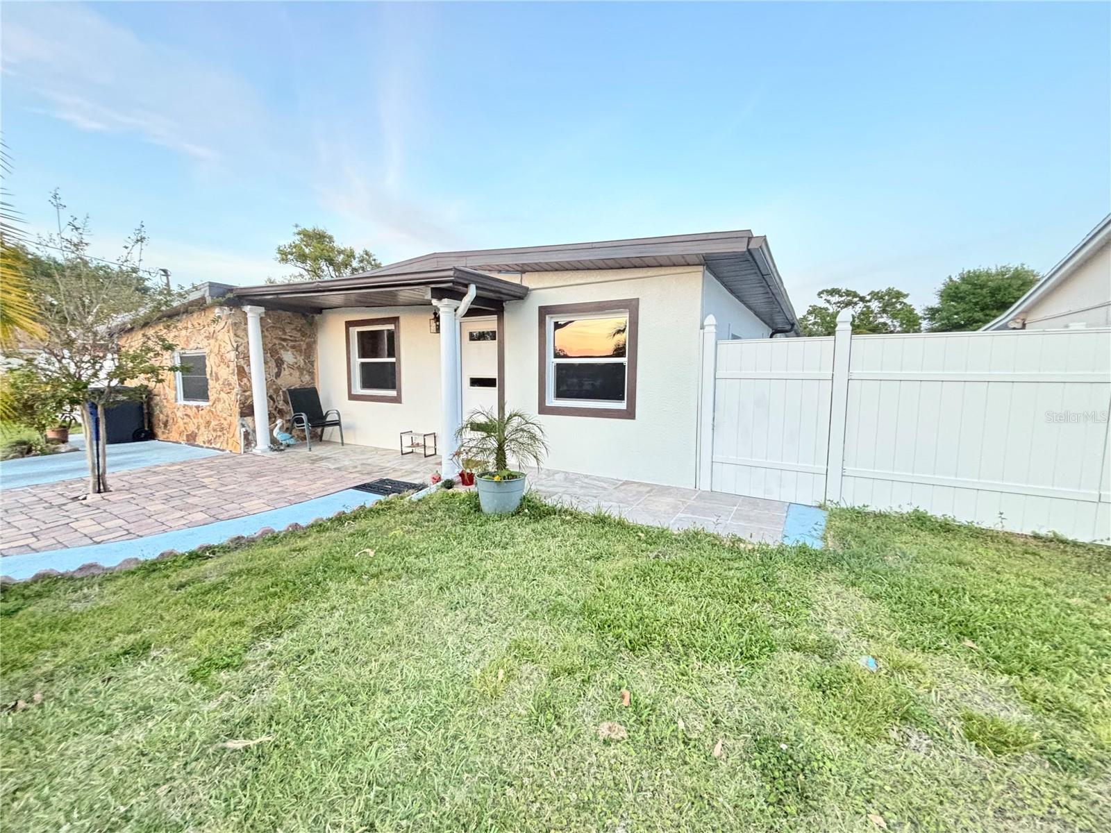7517 BLOSSOM AVE, TAMPA, FL, 33614