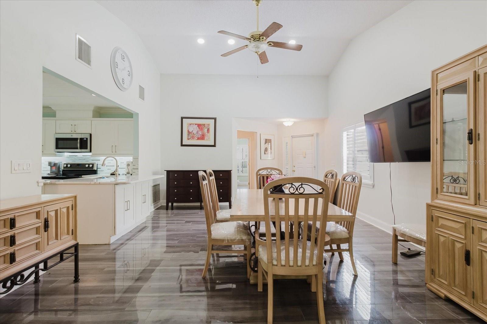 11521 ROSE TREE DR, NEW PORT RICHEY, FL, 34654