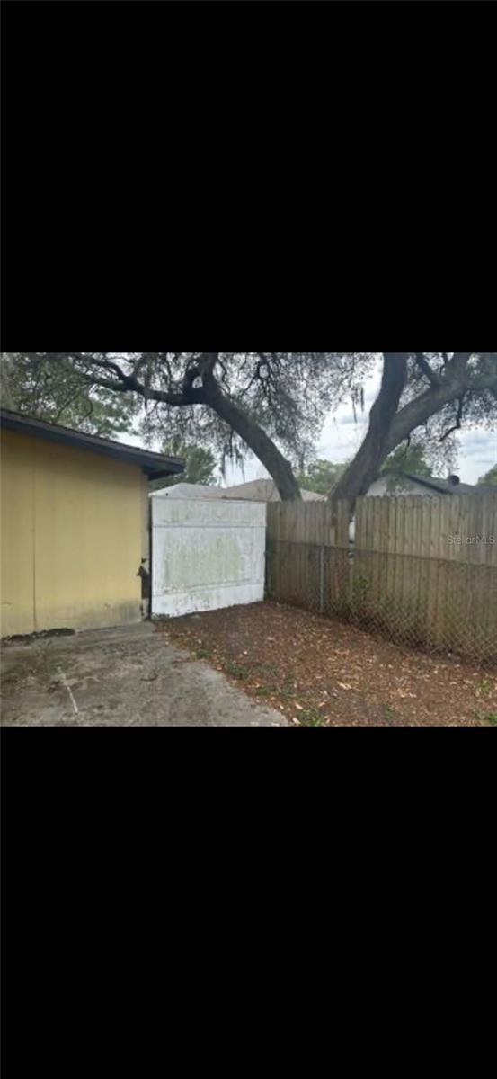606 W YUKON ST, TAMPA, FL, 33604