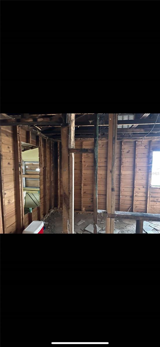 606 W YUKON ST, TAMPA, FL, 33604