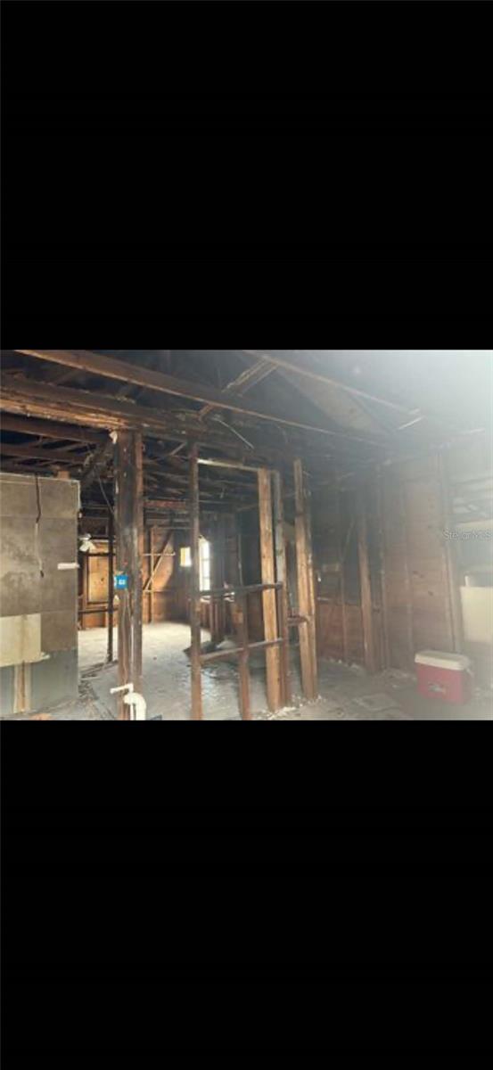 606 W YUKON ST, TAMPA, FL, 33604