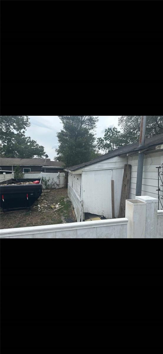 606 W YUKON ST, TAMPA, FL, 33604