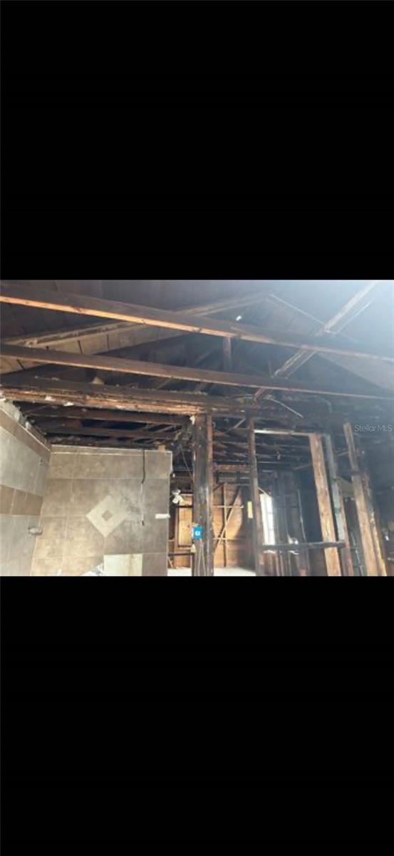 606 W YUKON ST, TAMPA, FL, 33604
